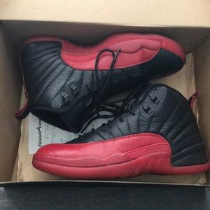 Air Jordan 12 Retro Flu Game Size 8.5